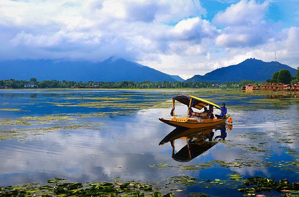 Kashmir Tour Package (5N/6D)